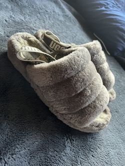 Gray Uggs Slippers