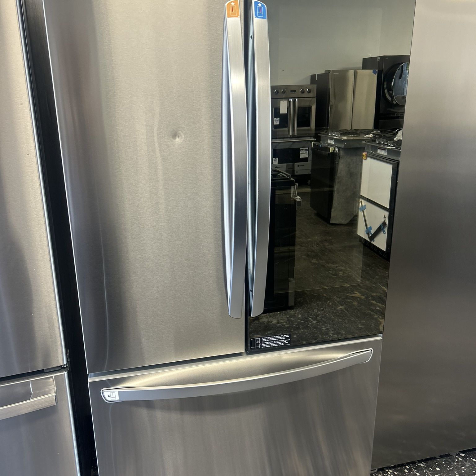 ‼️‼️ LG Mirrored Refrigerator Stainless Steel New‼️‼️