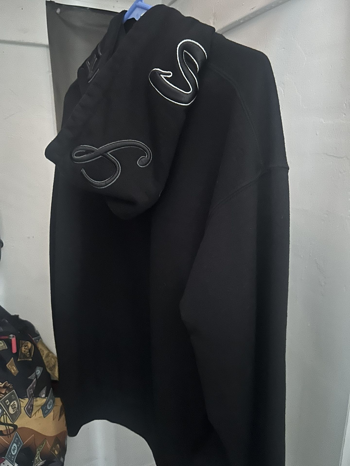 Supreme Hoodie