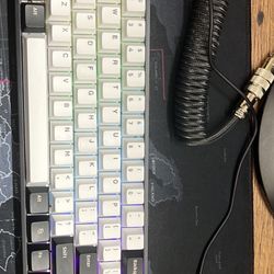 60% Mechanical Keyboard With Coiled Wire