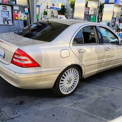 2001 Mercedes-Benz C-Class