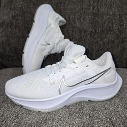 Nike Shoes Size 5 Woman Cm 22