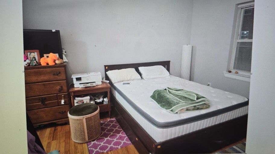 Queen Size Wayfair Mattress And Bedframe