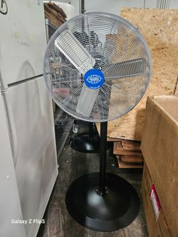 Global 24" Industrial Pedestal Fan