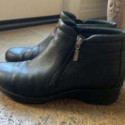 Dansko Boots $15