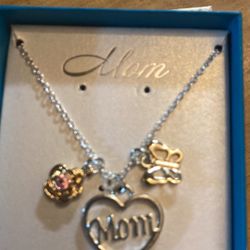 Mom necklace