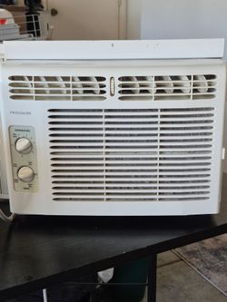 Air conditioner 5000 btu