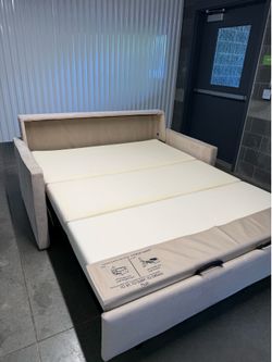 American Leather Loveseat Pull out bed