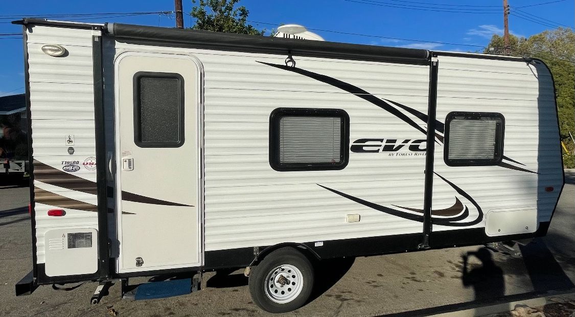 RV - 2016 TRÁILER