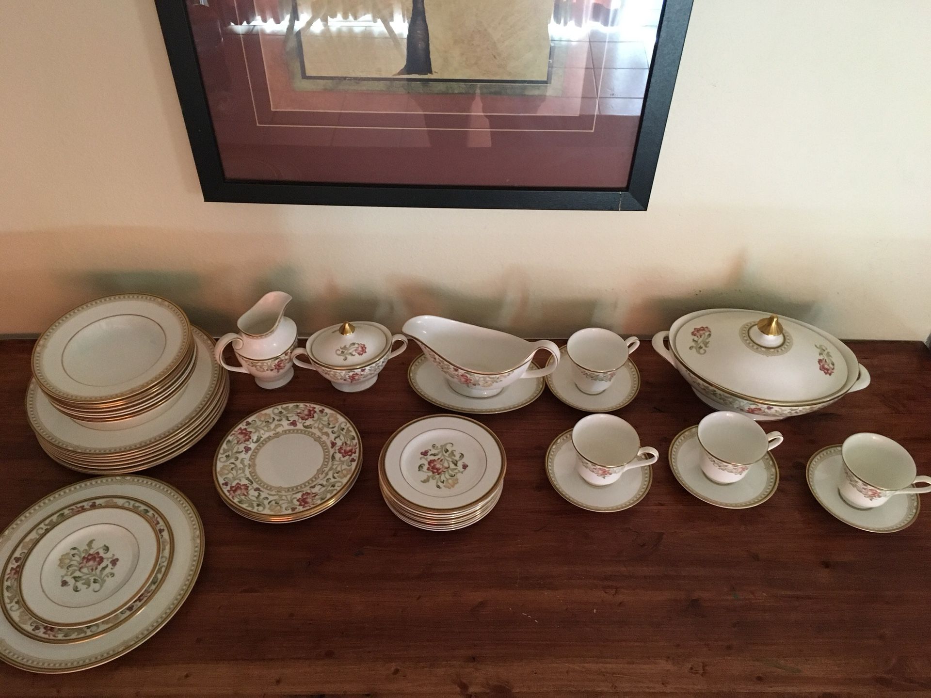 Royal Doulton Fine bone China