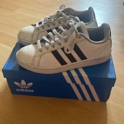 Adidas 6.5  PICK UP