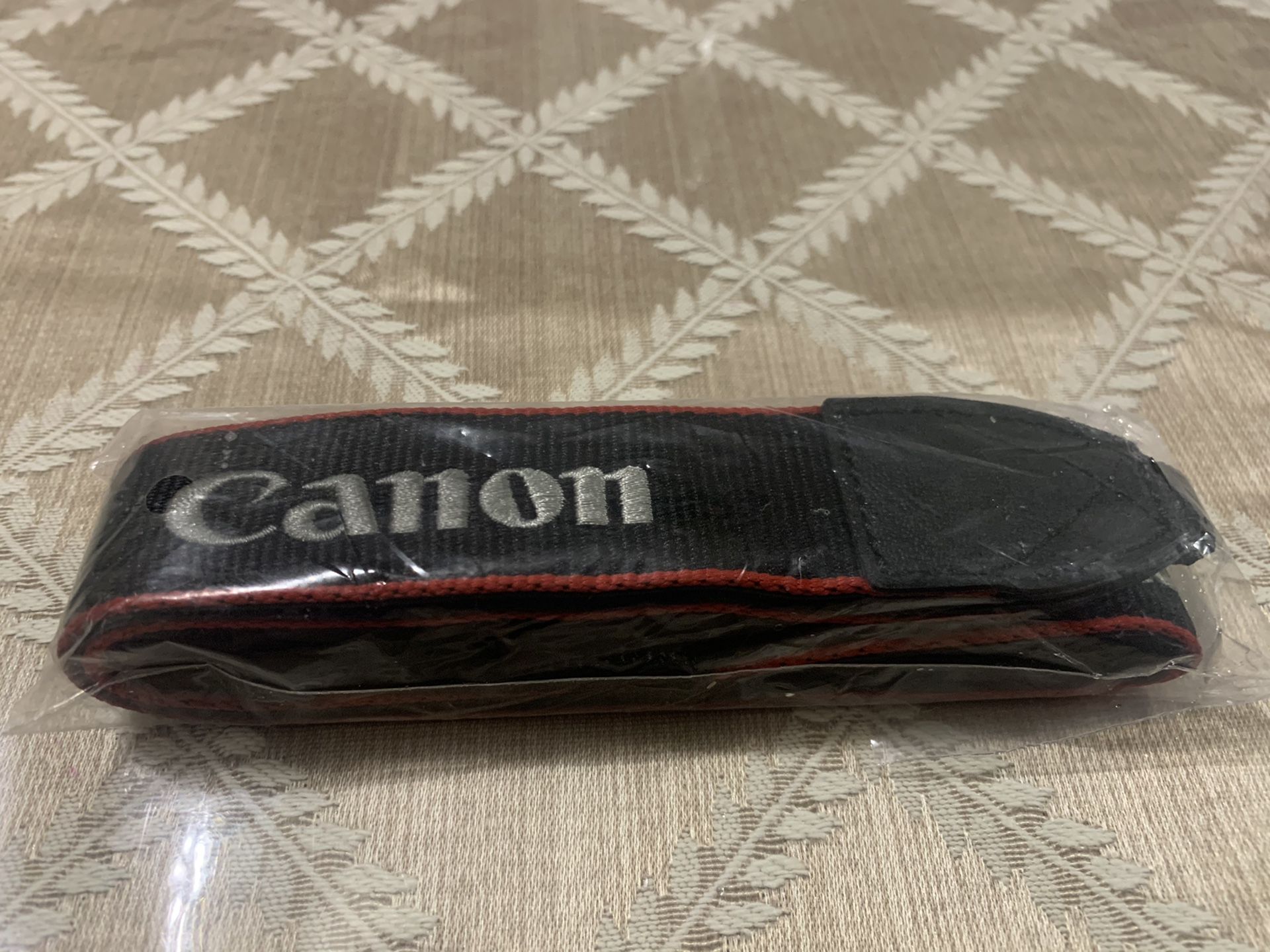 Canon camera strap Ew-400D