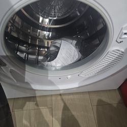 25 Pound Washer With Dryer  Brand New 
