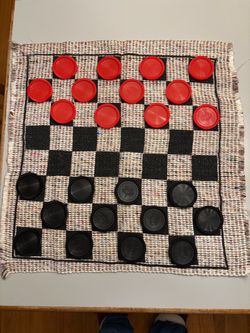 Big checkers game