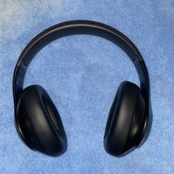 Beats Studio Pro 