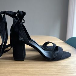 Lulus Black Heels 