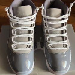 Mens Jordan 11 Retro size 11