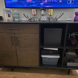 Modern Media Console