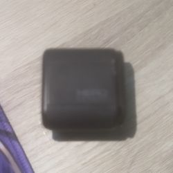 GoPro HERO SESSION (and tripod)