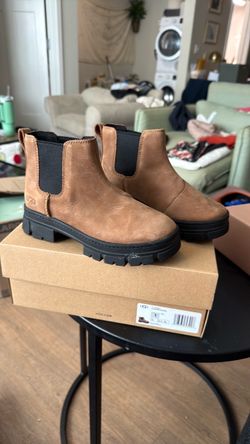 UGG boots size 1
