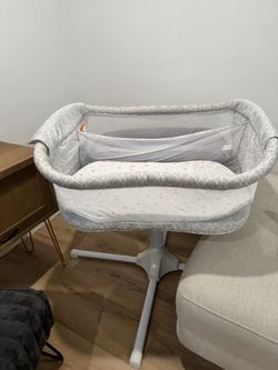 Halo Twin Bassinet