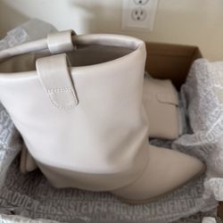 Women’s Boots 