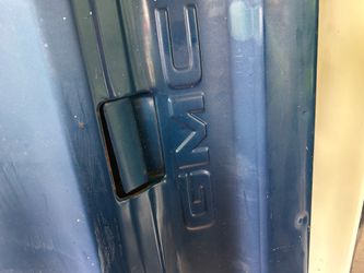 Square body tail gate solid
