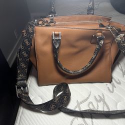Guess Purse 
