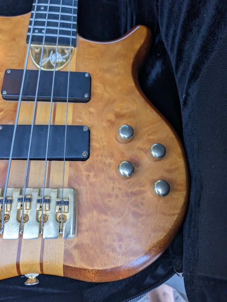 ASLIN DANE GUITAR