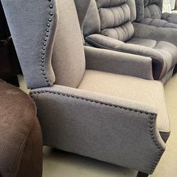 Wingedback Recliner
