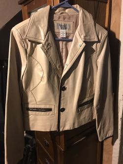 Beautiful fall leather jacket. Soft