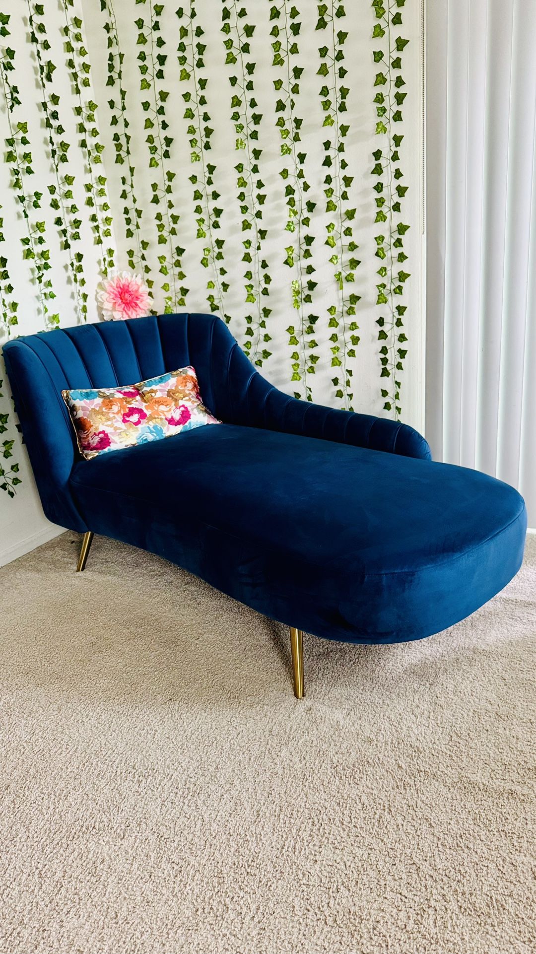 Blue Velvet Chaise Lounge Chair LIGHTLY USED,Negotiable.