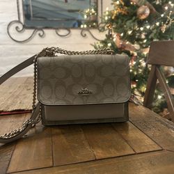 coach crossbody purse