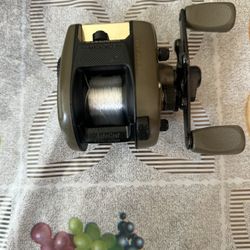 Fishing Reel Bait caster 