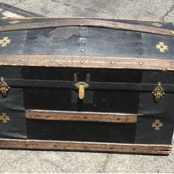 Antique Trunk 