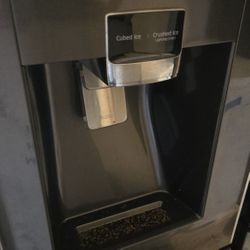 Samsung Fridge With Screen
