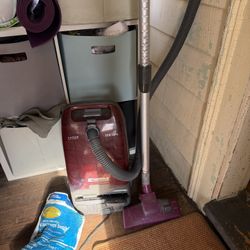 Kenmore Vacuum Cleaner 