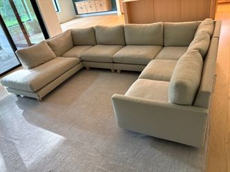 Couch room and board (large)