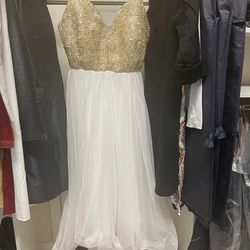 White Long Gown - Size 1X