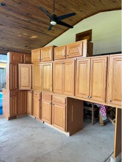 Used kitchen cabinets 14 pieces