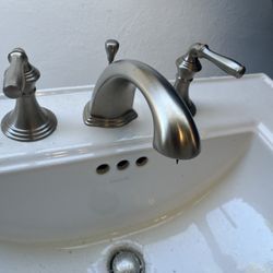 Kohler Faucet And Bathroom Accents 