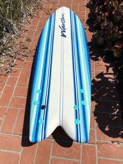 WaveStorm 5’8 surfboard soft top foam quad fins