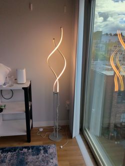 LED Floor lamp 60"