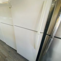 Kenmore Refrigerator 