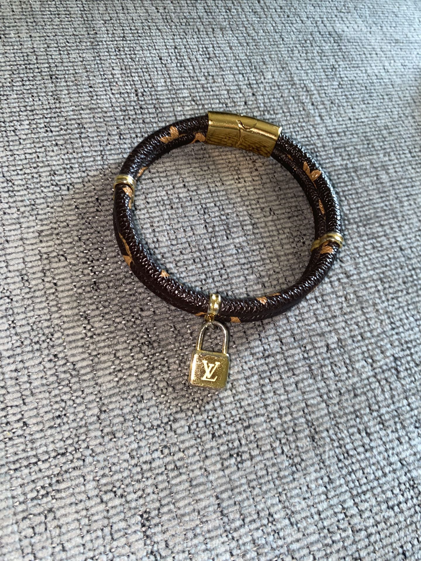 Louis Vuitton 'Keep it Twice' Monogram Bracelet -Full Set