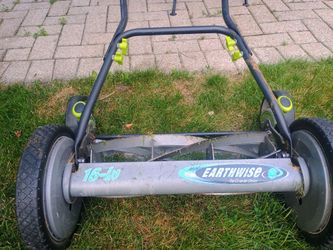 Push lawnmower