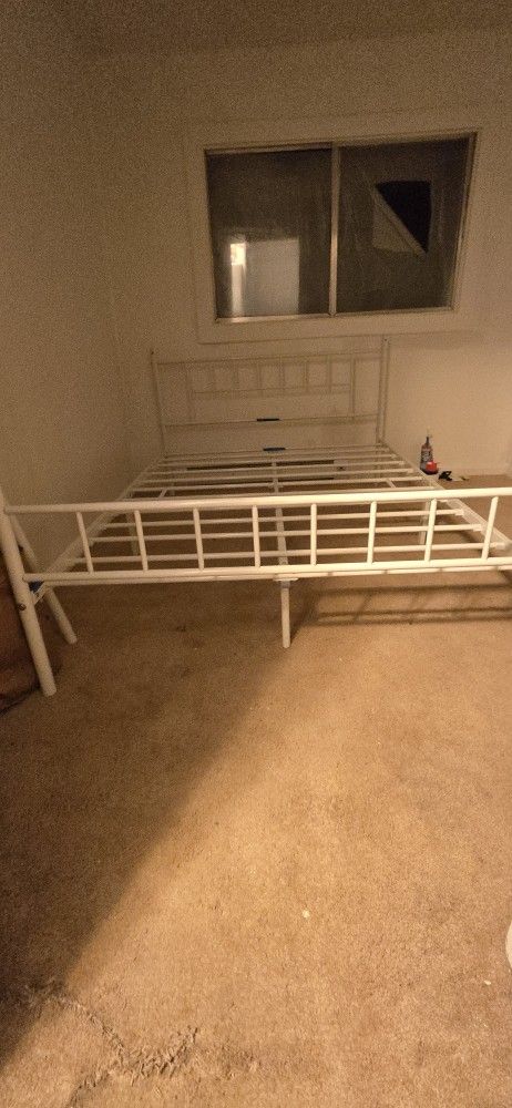 PRINCESS CANOPY Bed Frame
