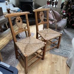 Set Of 2 Antique Carved Wooden Dining Chairs $50 OBO 