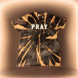 Size medium pray t-shirt from steel and stone clothing co