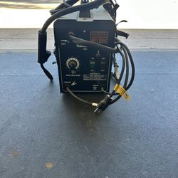 Chicago Electric Flux 125 Welder